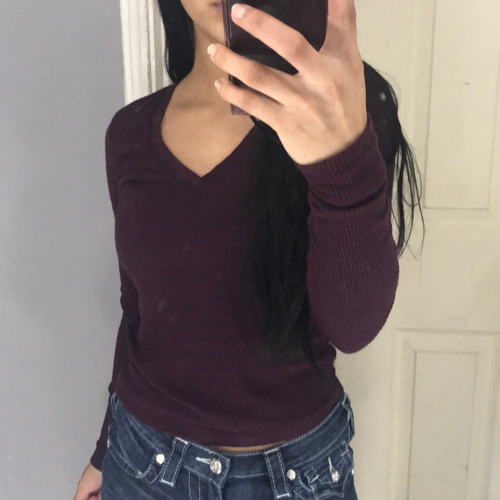 Size small long sleeve top